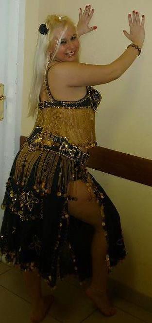 20P Blonde Bitch for your CUM