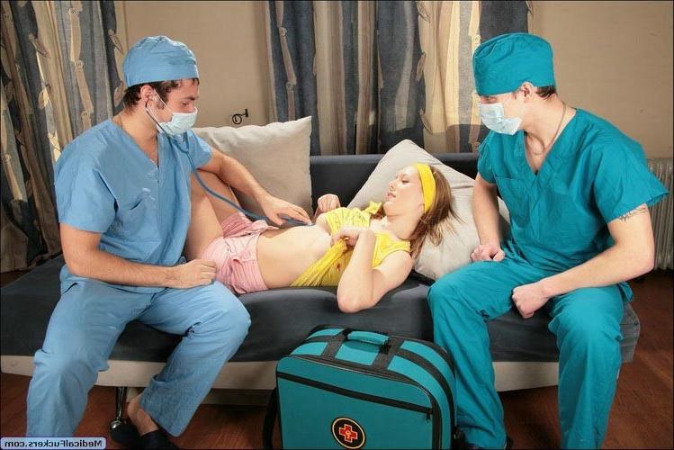 15P Two horny doctors analysing their nasty patient from every way