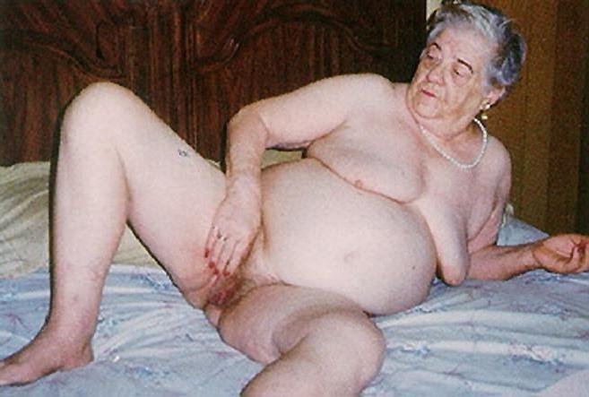 16P chubby and plumper wrinkled grannies
