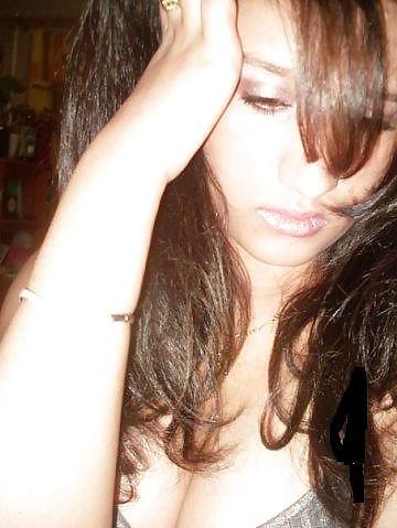 25P Plz jerk off &cum on this bitch if u like & comment