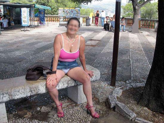 16P super flashing mature pussies outdoor