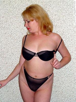 16P Blonde busty chubby showing tits