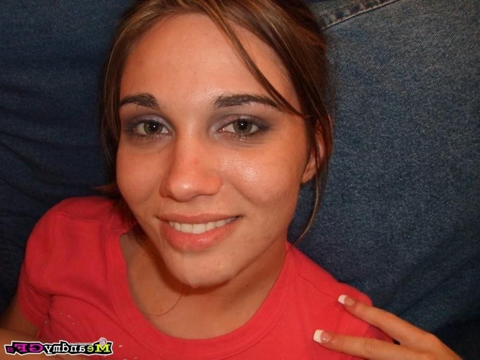 15P Bilder von meiner Freundin, die raucht und eine faule Schlampe ist