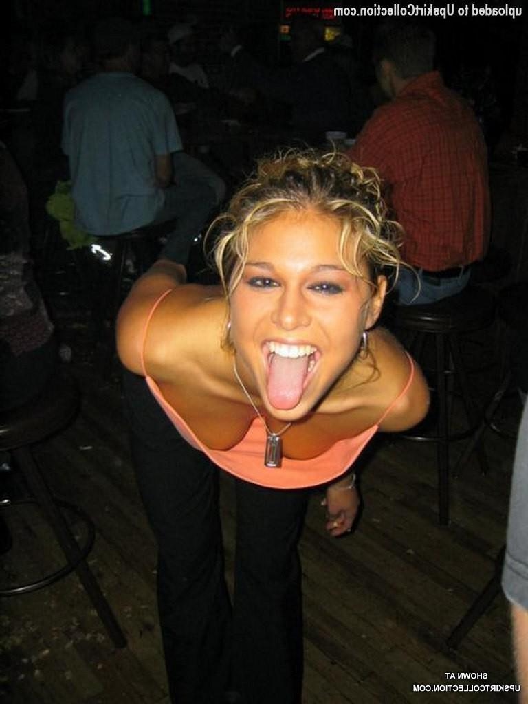 15P Hard nipples peeking in raunchy downbouse pics