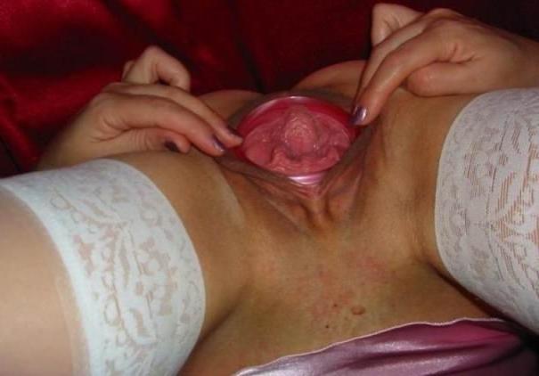 15P extreme pussy insertions and stretching
