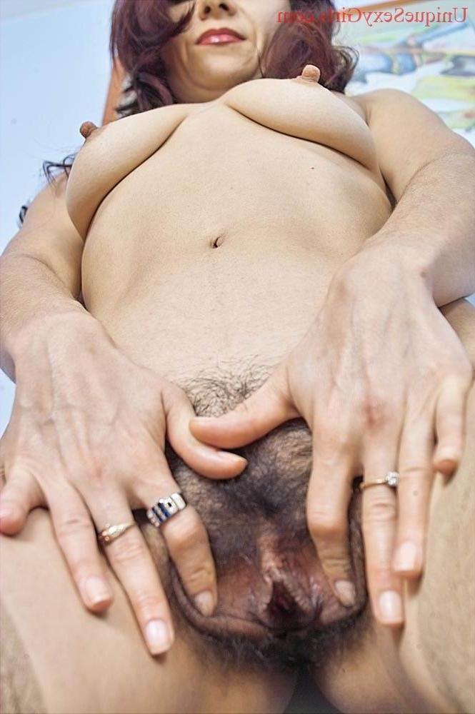 13P hairy pussy milf bizarre lamp insertions