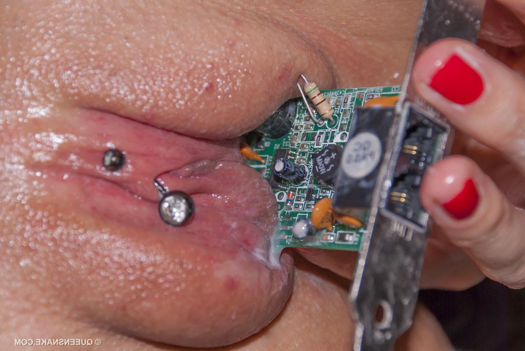 16P extreme bizarre vaginal insertons at home