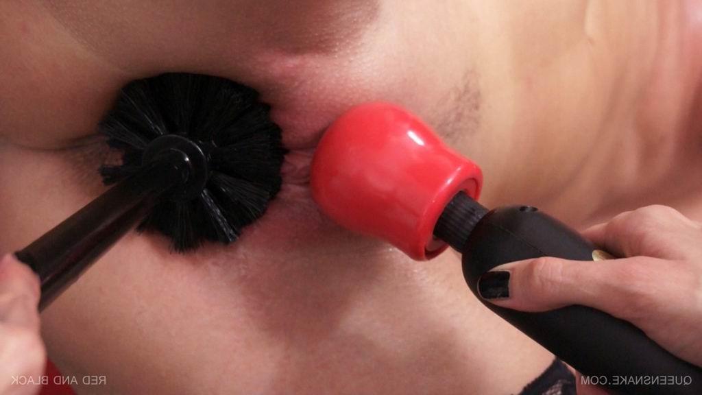 16P extreme fisting and insertions