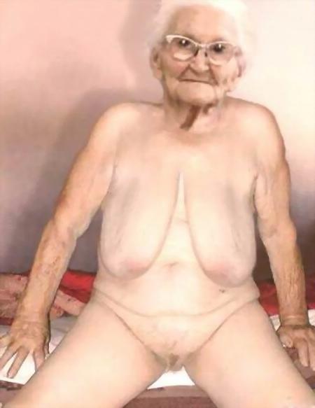 16P very old amateur grannies showing off