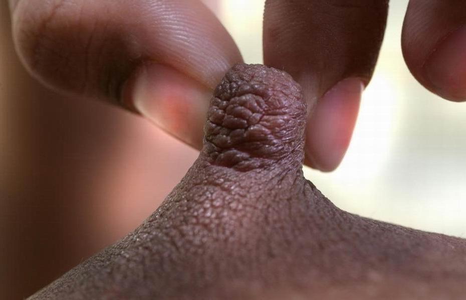 15P real huge nipples and areolas