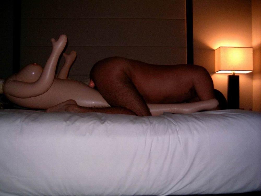17P Sex with real dolls