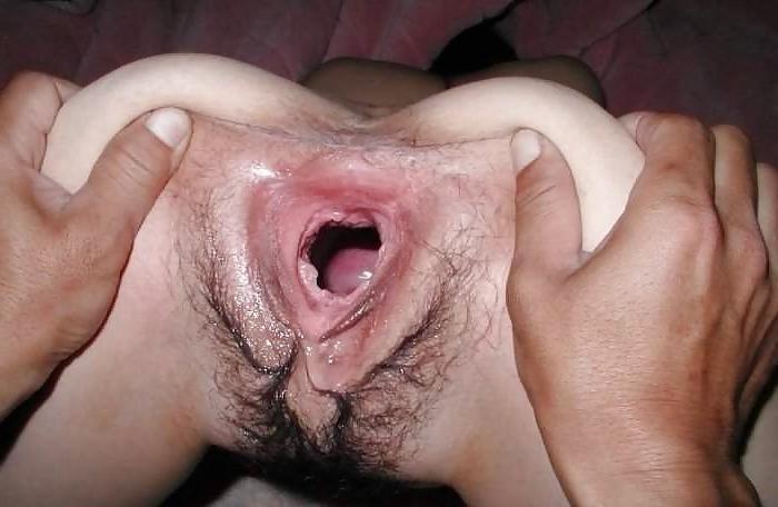 16P nasty girls gaping their twats wide open