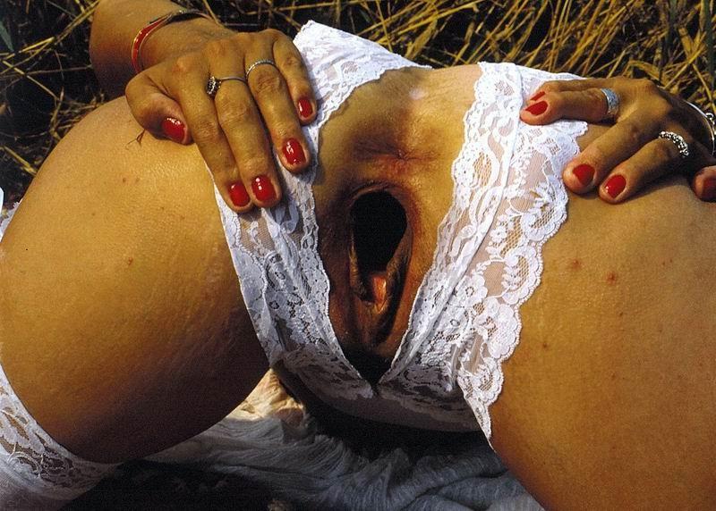 12P extreme fisting and pussy object insertions