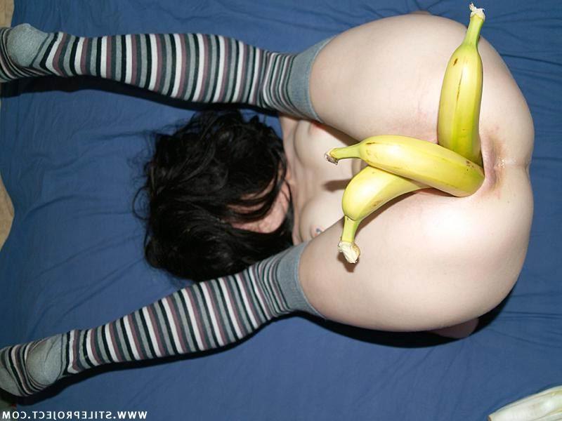 16P extreme amateur fisting and objects insertions