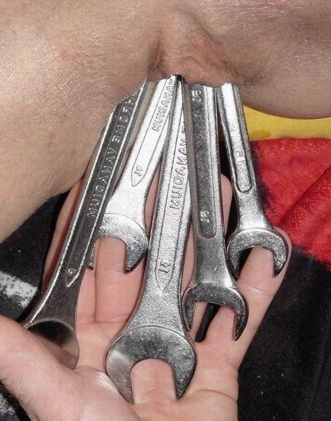 15P extreme objects insertions and fisting