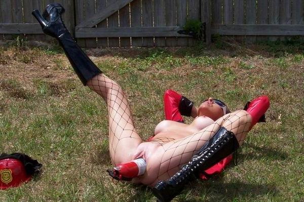 15P Bizarre sex toys