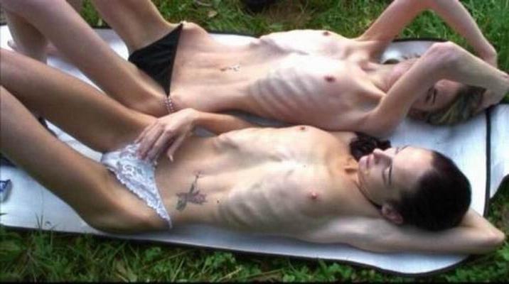 15P Skinny girls