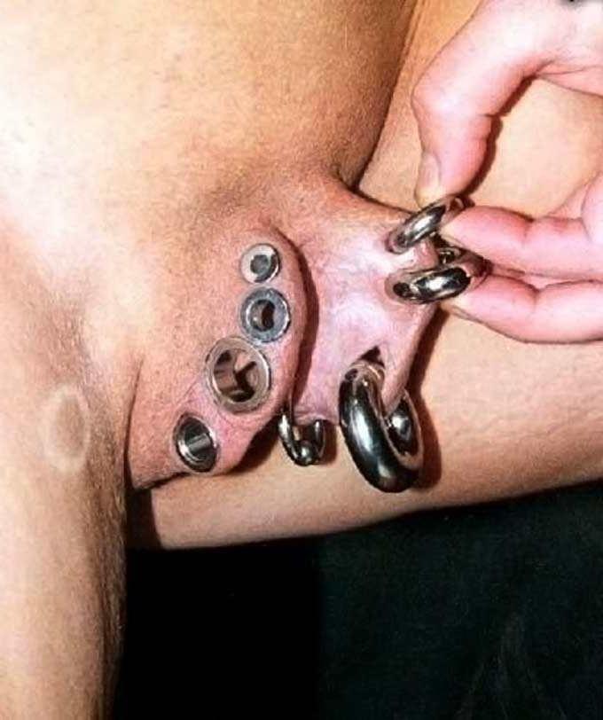 15P Extreme tattoo and piercing