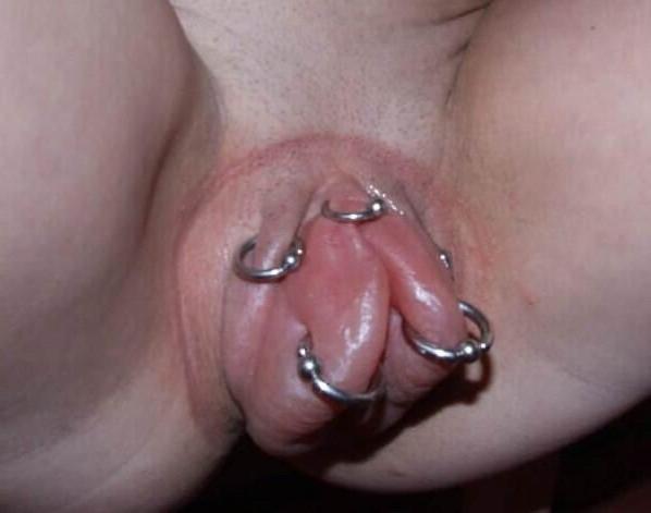 14P Extreme tattoo and piercing