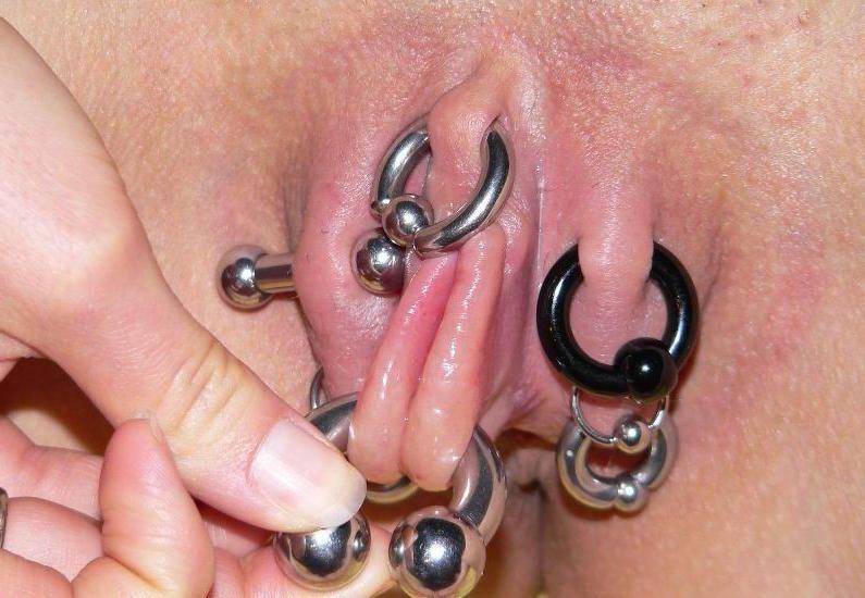 14P Extreme tattoo and piercing
