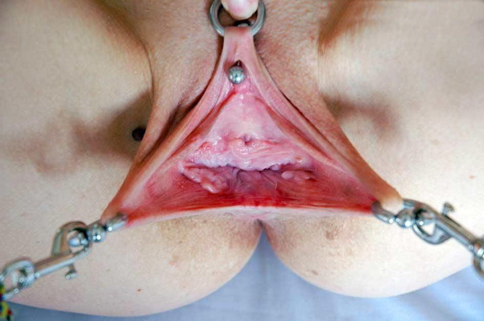 12P Extreme tattoo and piercing