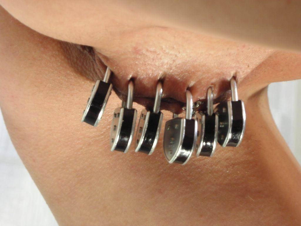 17P Extreme tattoo and piercing