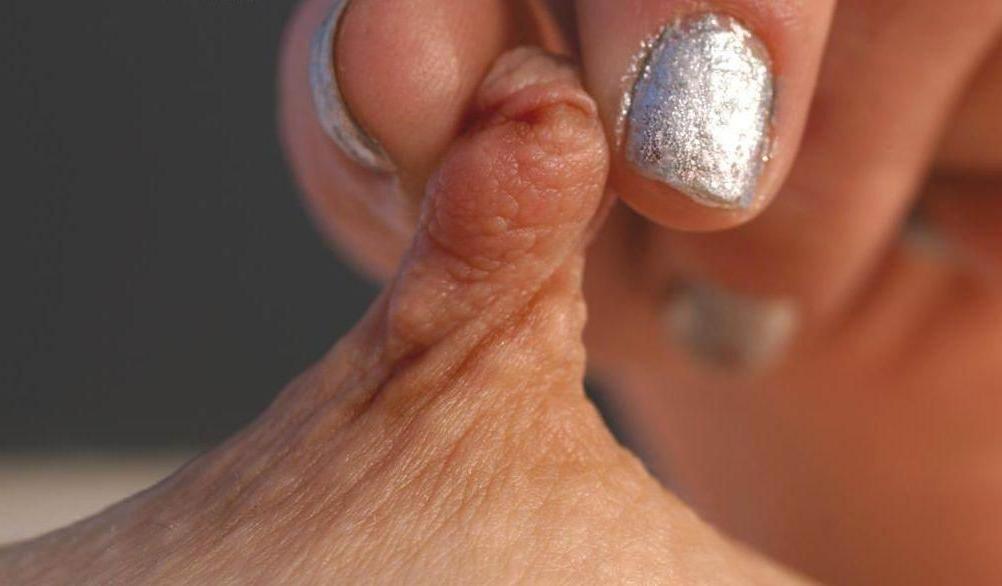 13P real huge nipples and areolas
