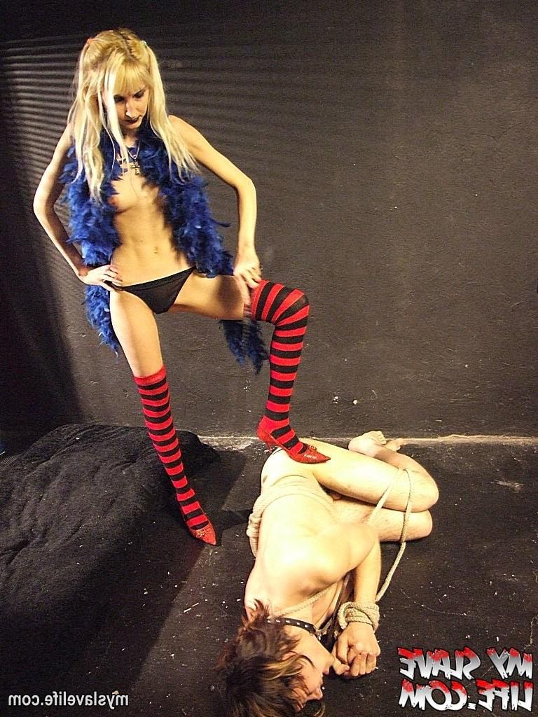 9P Slave takes all tortures of fem foot domination
