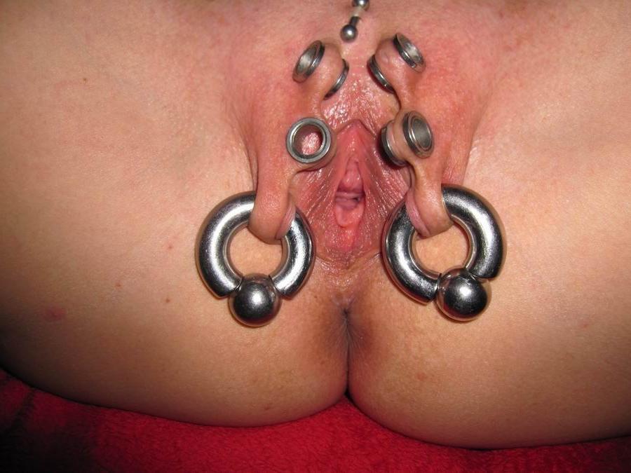 25P Extreme tattoo and piercing