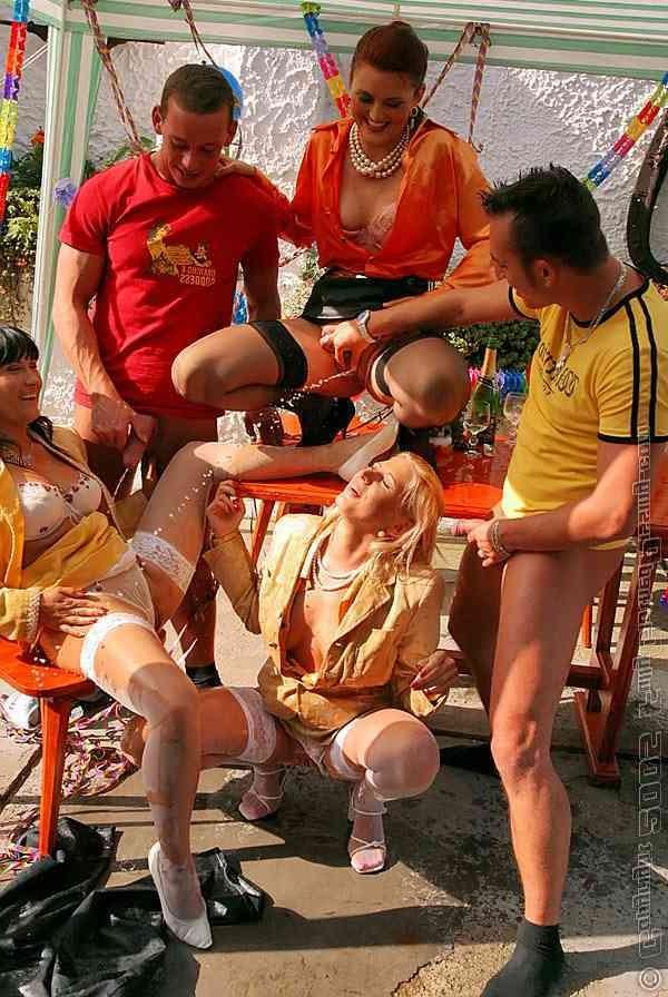 16P Group sex with piss play