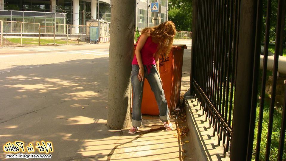12P Detailed report from the street where a girl pissed in her tight jeans