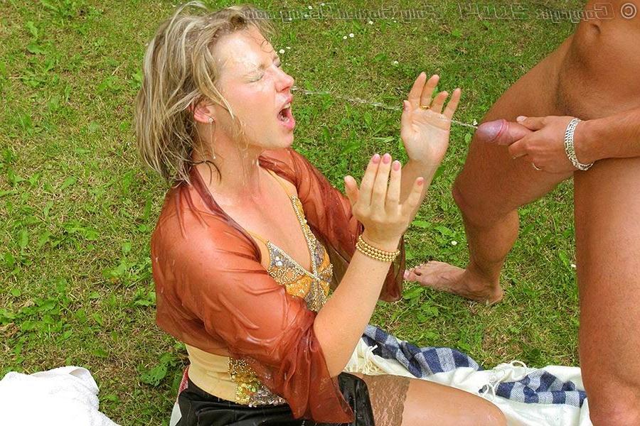 16P Two sluts sucking cocks and drinking piss