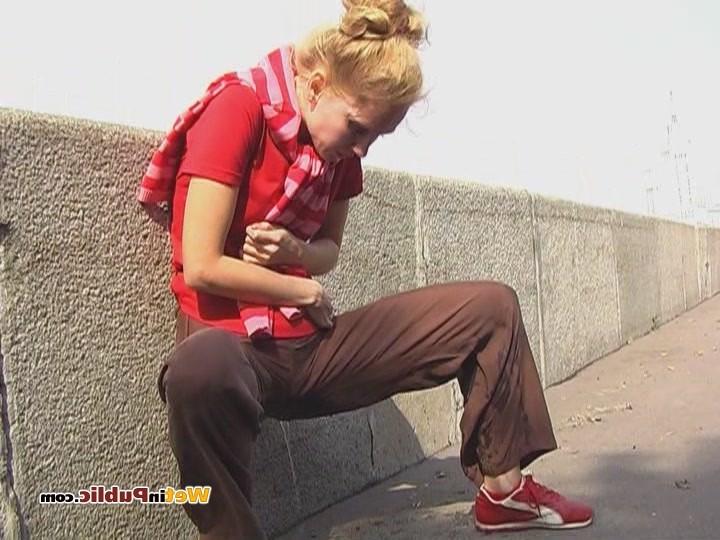 15P Confused pussycat relieves herself right in her pants in public place