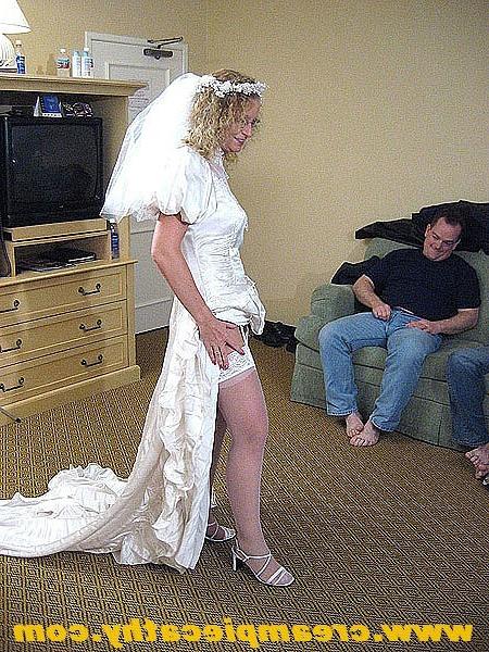20P Naughty bride breaks vows and sucks friends cocks