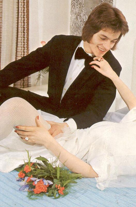 16P Retro bride gets fucked by her groom and the picolo