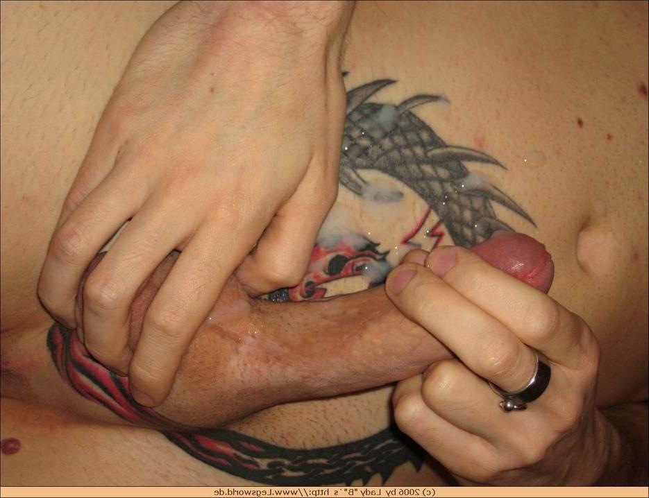 12P kinky amateur mistress pissing on her male slaves