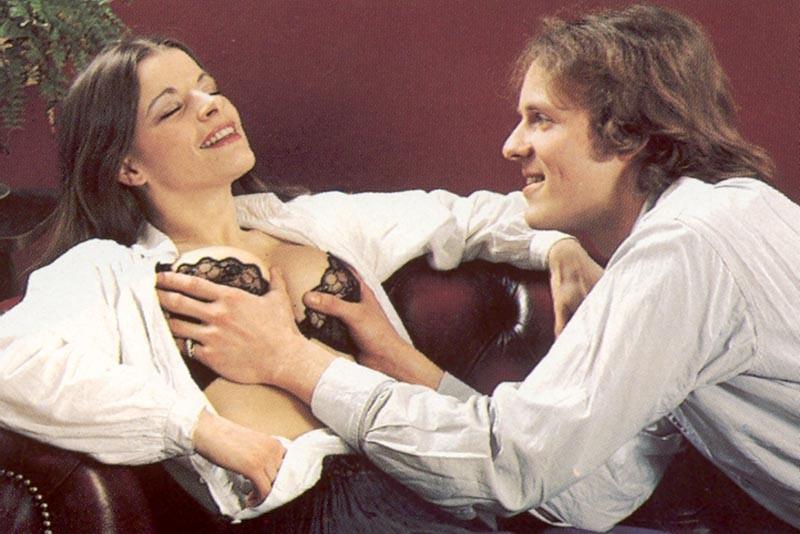 16P Hairy retro ladies gets fucked in her wet hairy slit