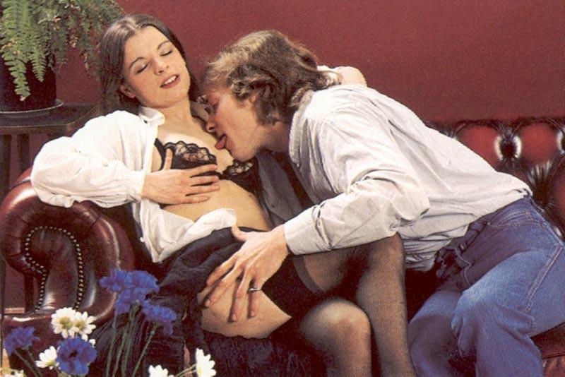16P Hairy retro ladies gets fucked in her wet hairy slit