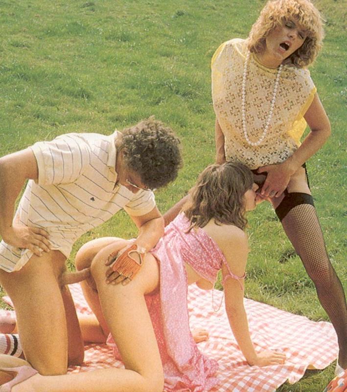 16P Two retro ladies pleasing a guy on the golfcourse