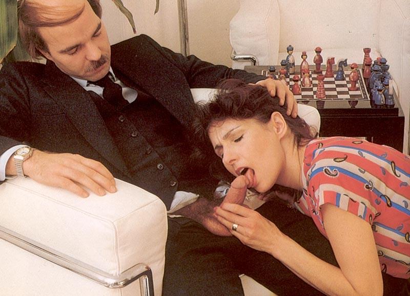 15P Retro lady shagged in her tight fuckholes