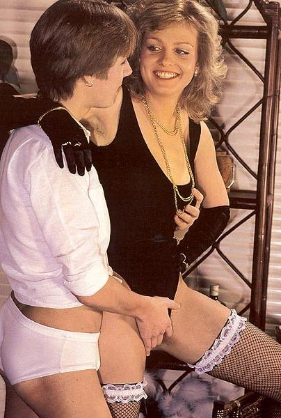 14P Retro lady in sexy stockings fucked in her pussy