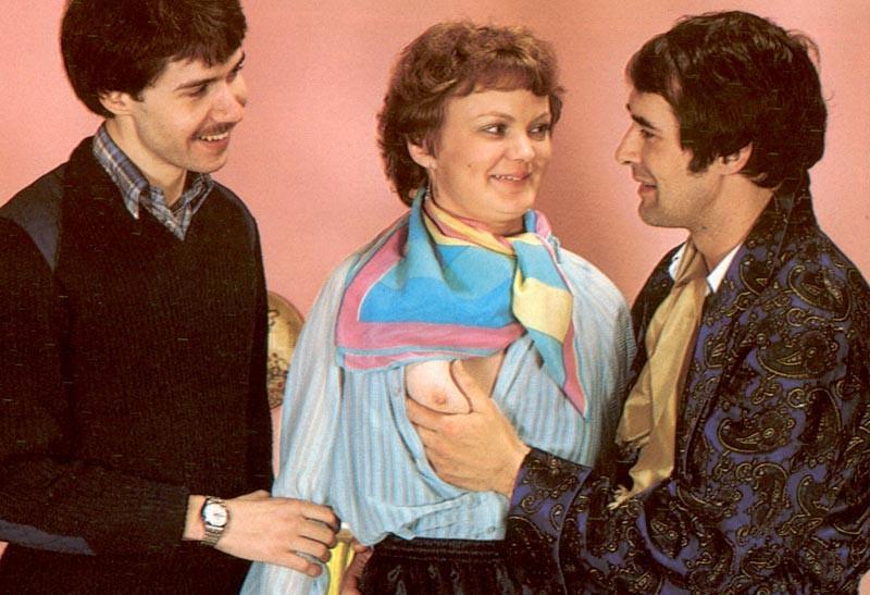 16P Two guys fucking two hot seventies grannies
