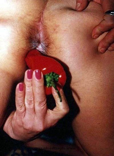 15P bizarre vegatable insertion and masturbation