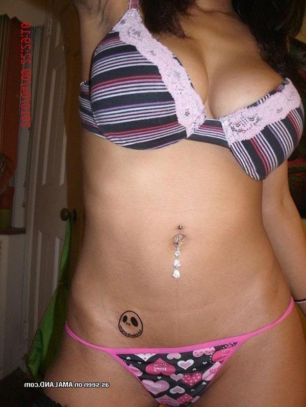 15P Ebony chicks teasing with their juicy jugs