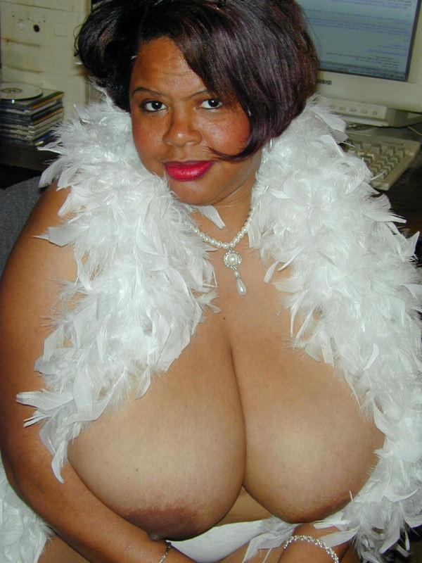 15P Monster tits ebony fattie in office