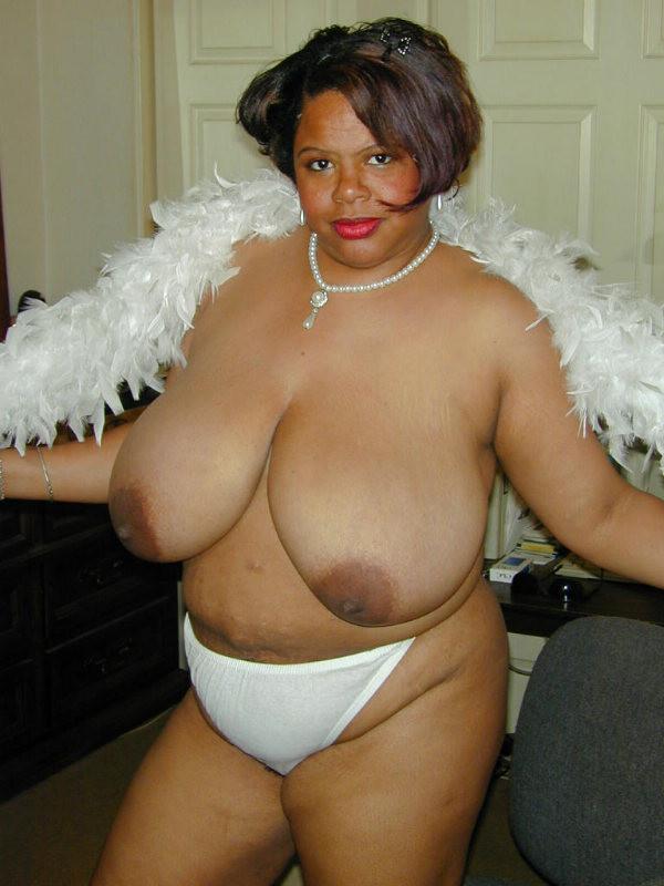 15P Monster tits ebony fattie in office