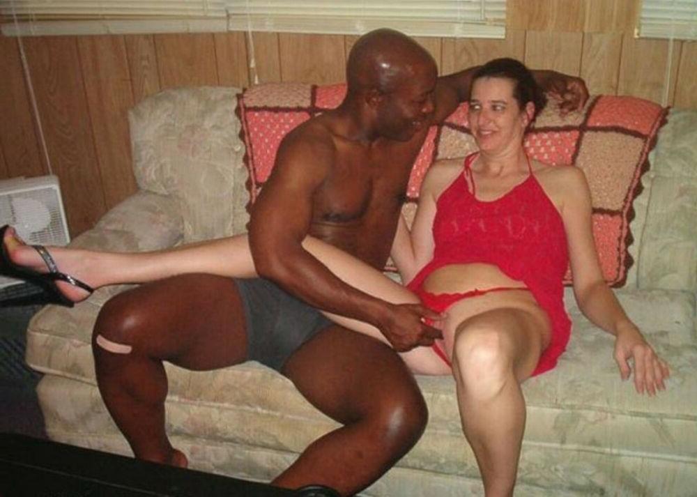 15P Thug Girlfriends like black cock picture gallery 4