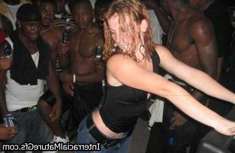 15P Interracial Mature Girlfriends taking black cock
