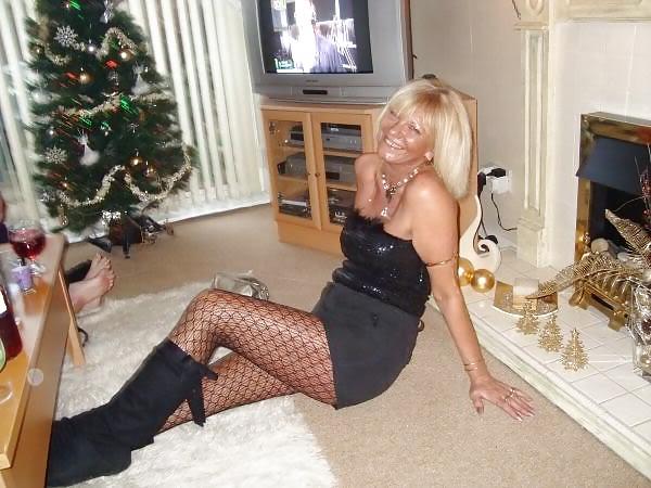 17P British housewives