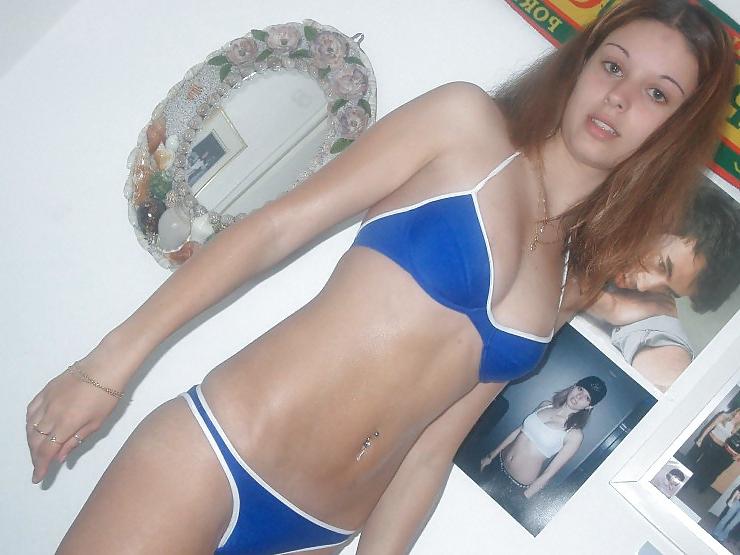 25P Cute Little Latin Teen - Portugal